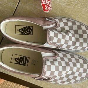 Vans Checkered Slip-On Shoes nwt! Men’s 7, women’s 8.5